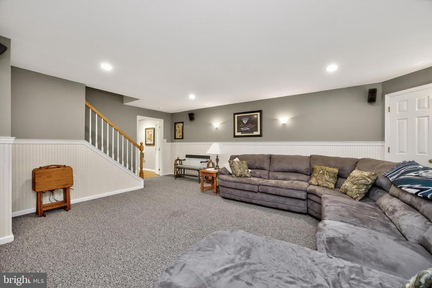 17 Oneida Court photo 36