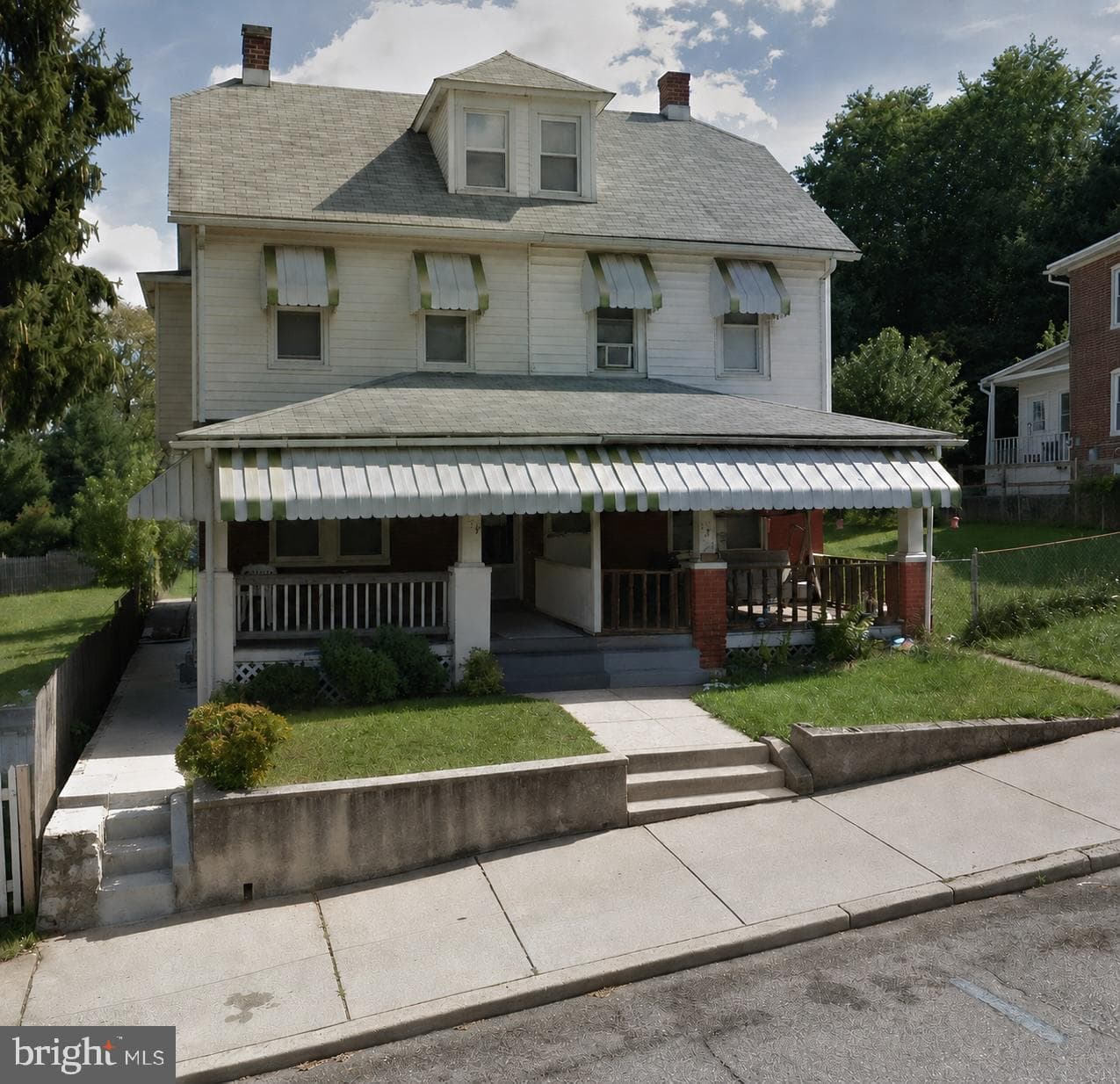 119 Pennsylvania Ave photo 1
