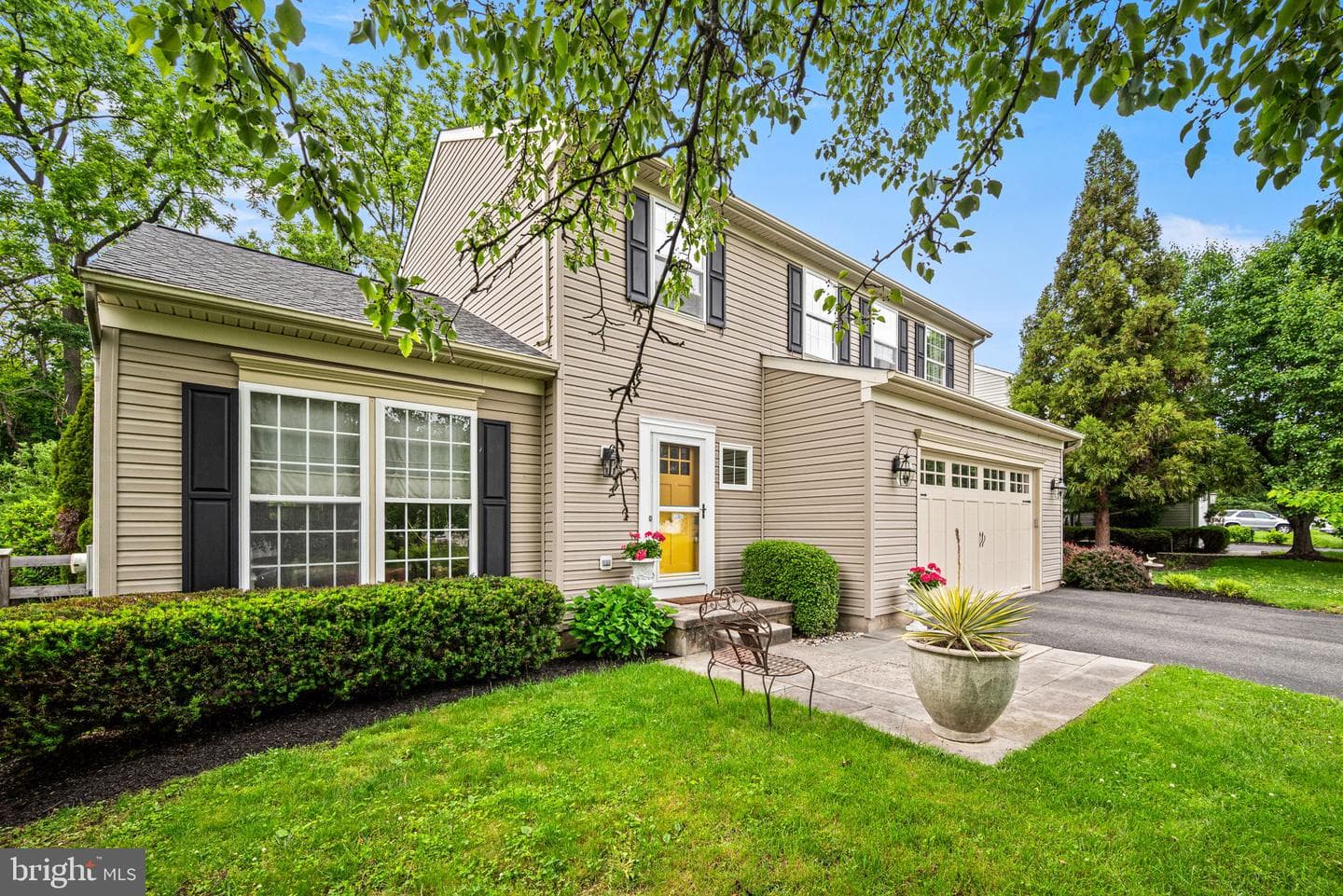 2022 Mallard Circle S photo 1