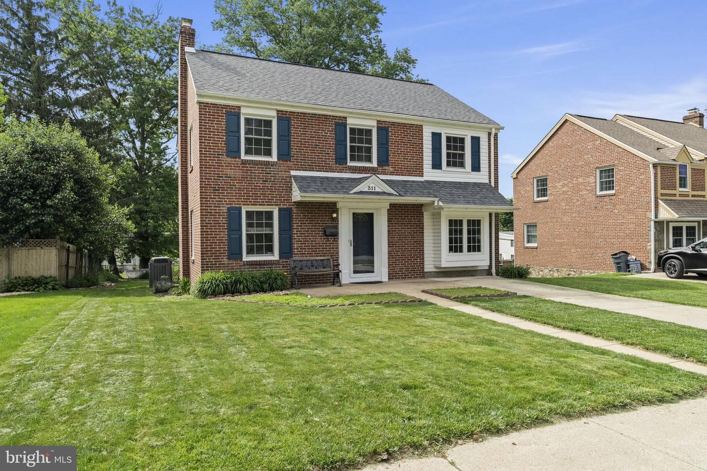 311 E Marshall Street photo 3