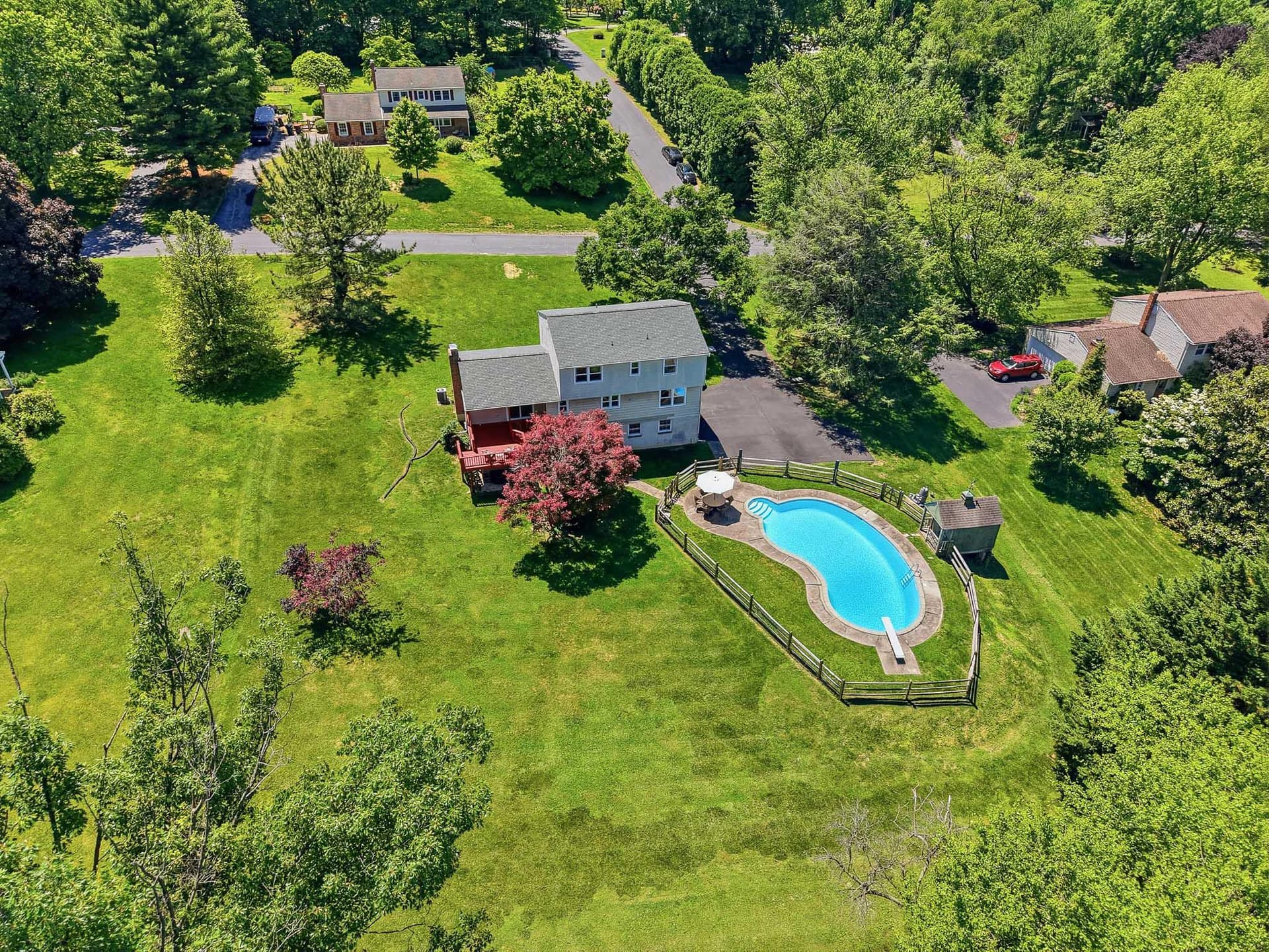 111 Skyline Drive photo 37