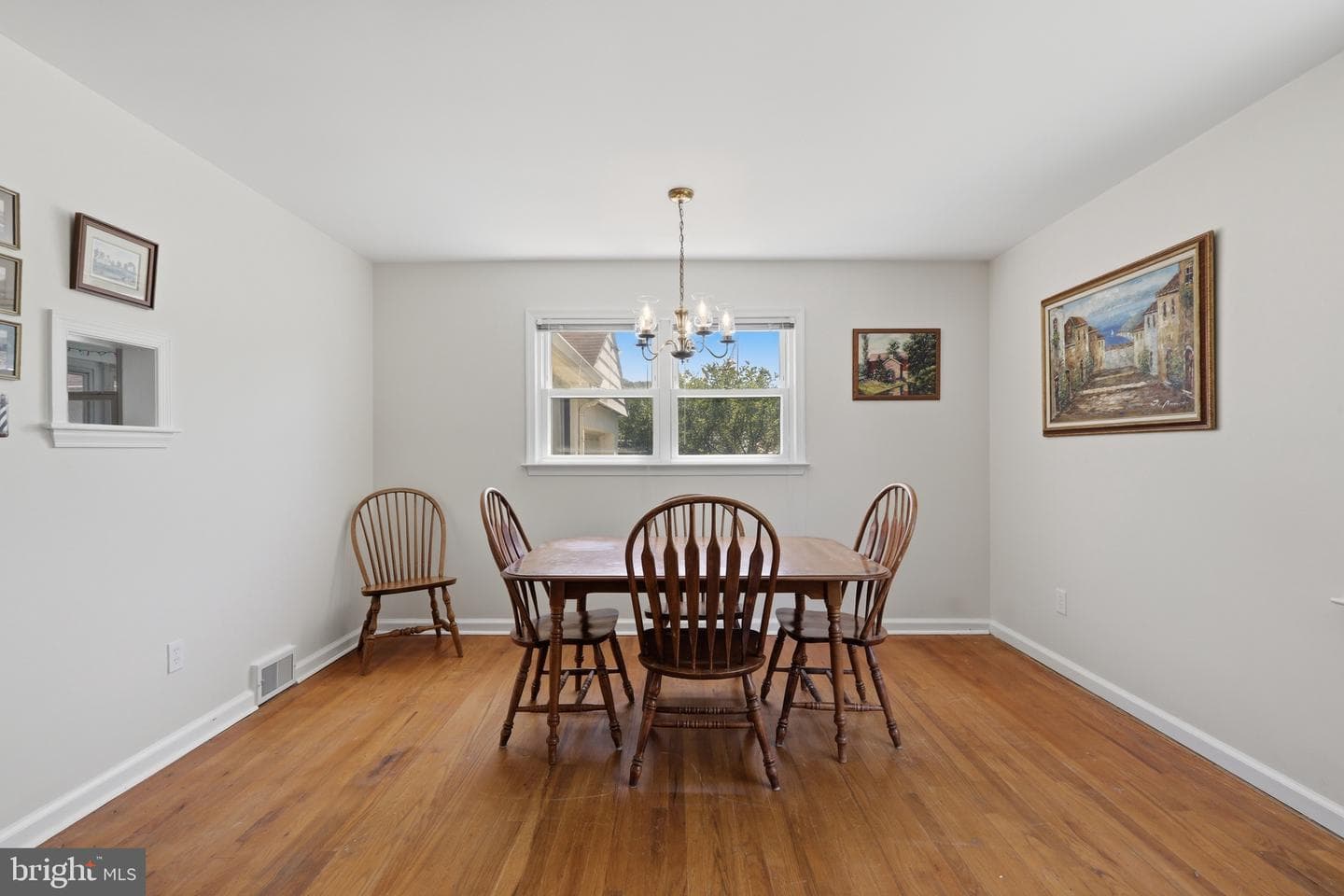 21 King Street photo 11