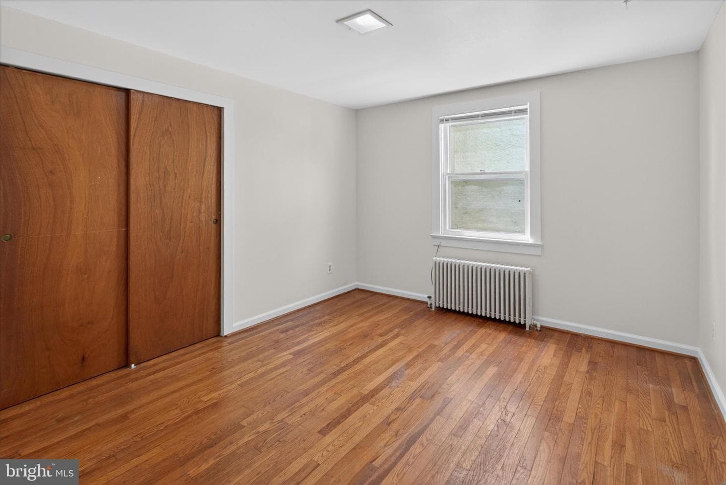 357 Emmett Street photo 21