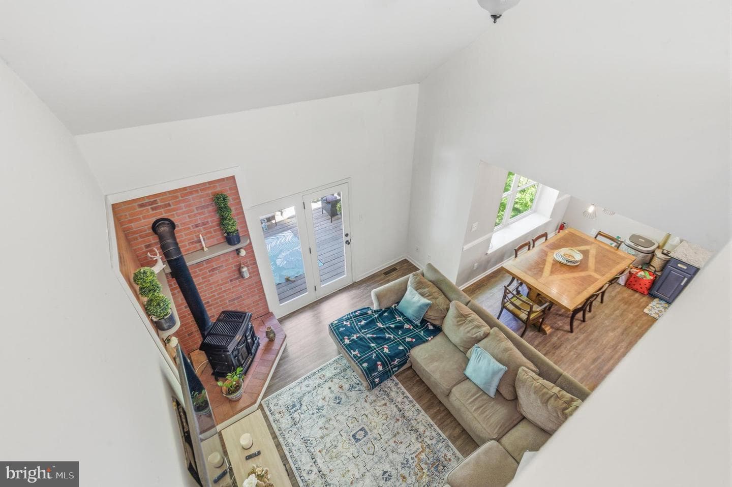 506 Augusta Drive photo 25