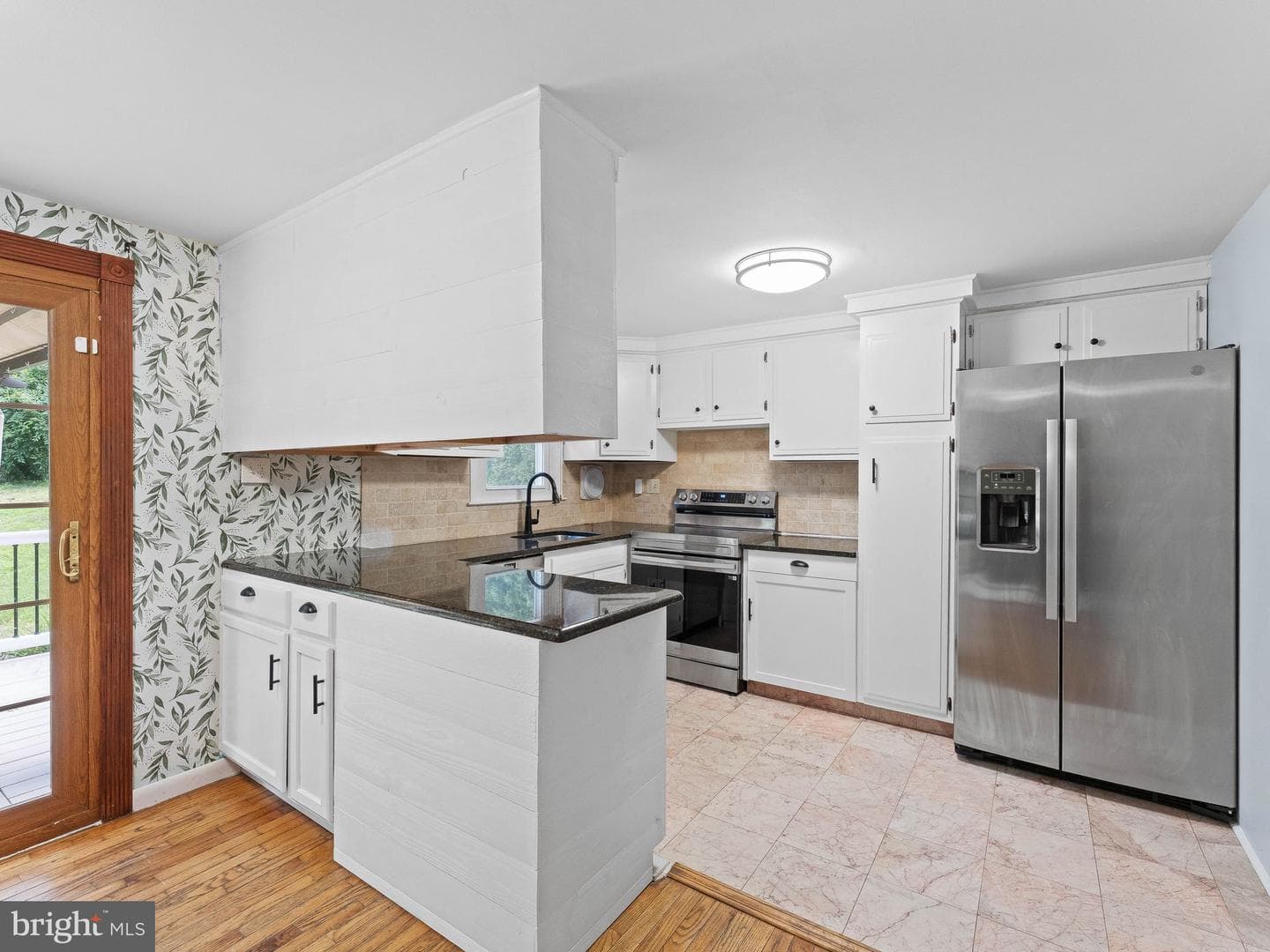 1333 Sherwood Drive photo 8