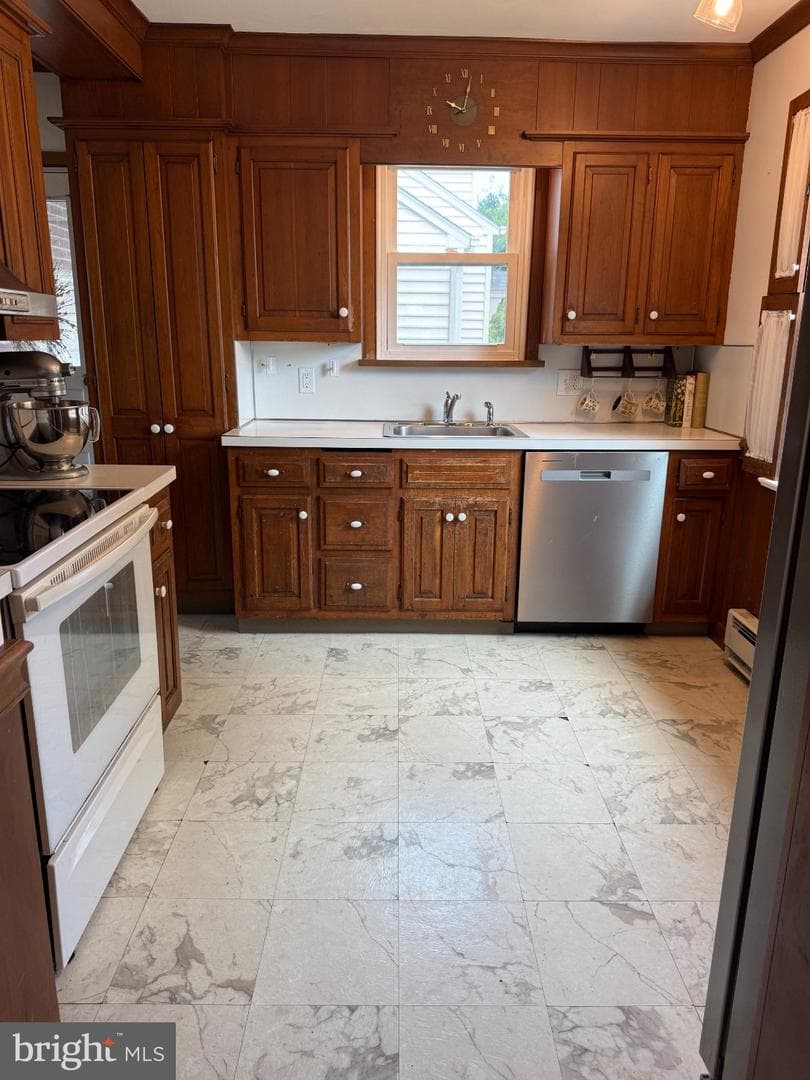 703 W 4th Ave. photo 12