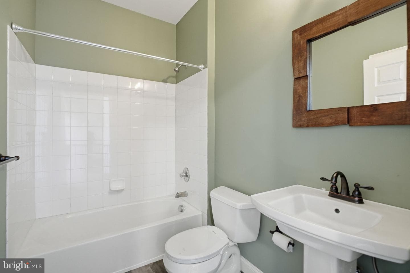 1344 Brownsville Road photo 45