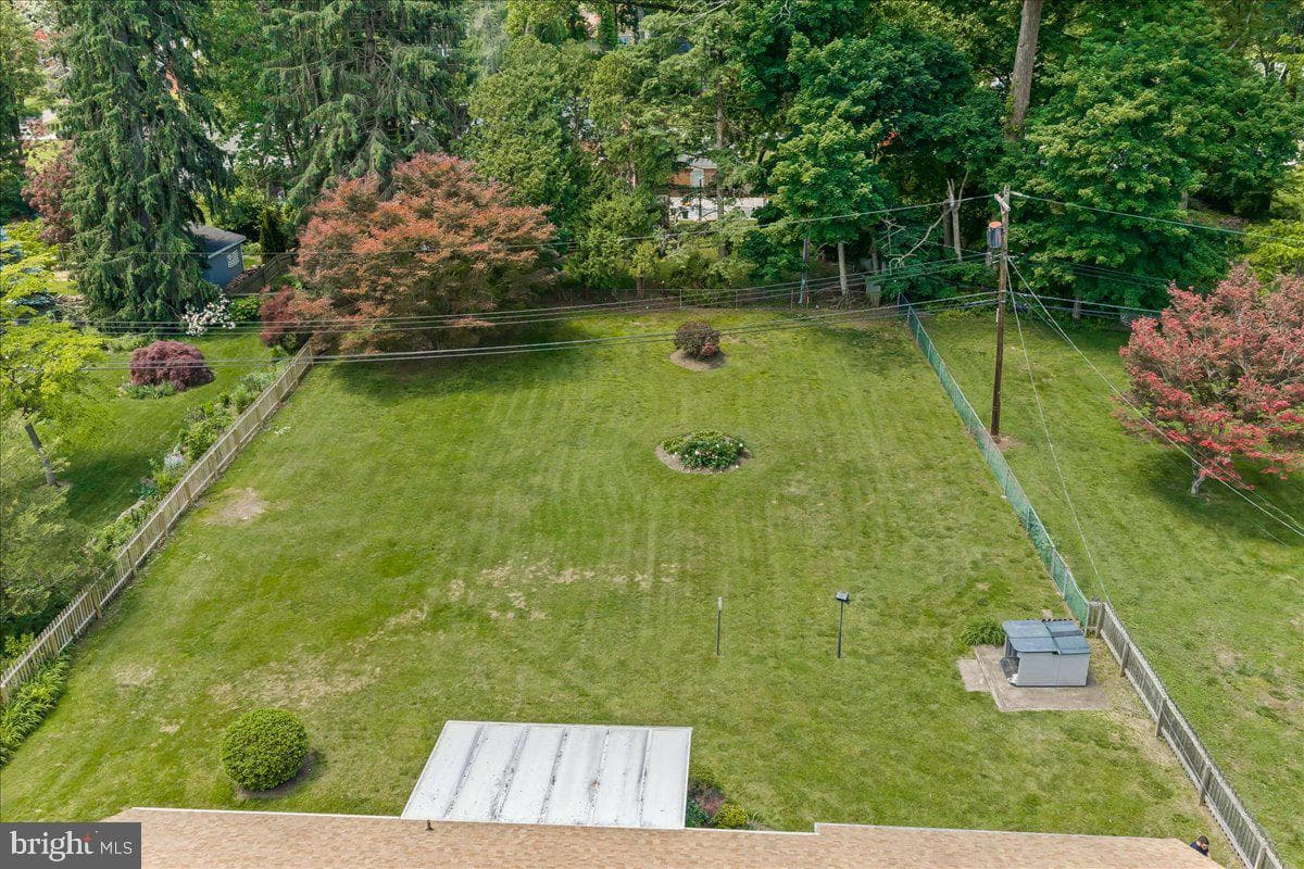 820 Spruce Avenue photo 44