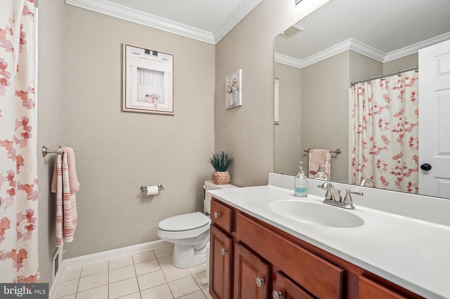 121 Forelock Court photo 28
