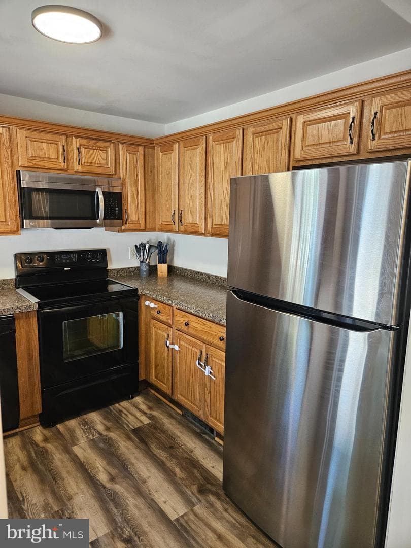 1420 E Harmony Street photo 20