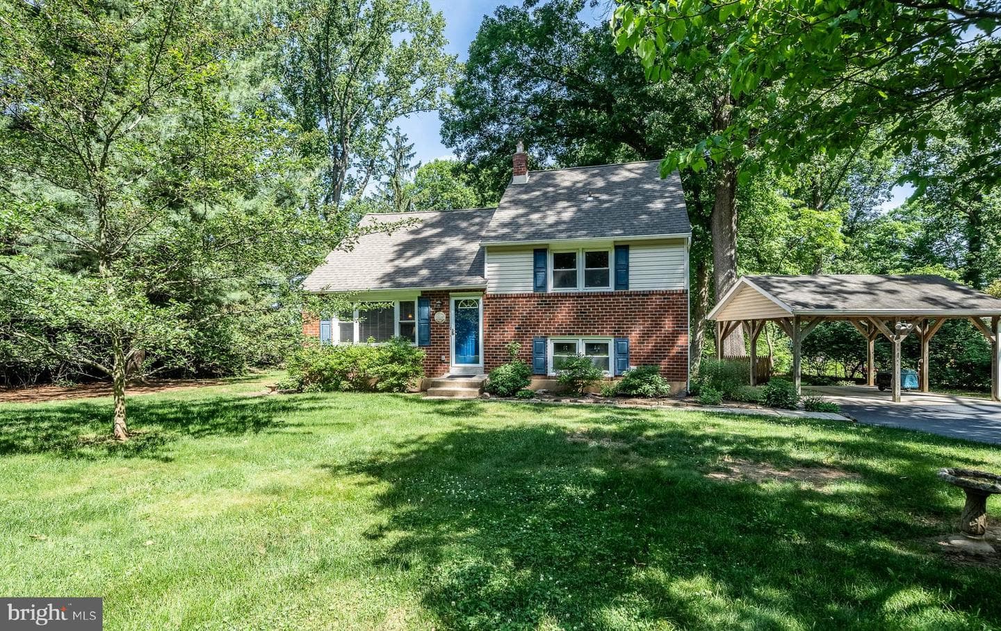 1312 Mary Jane Lane