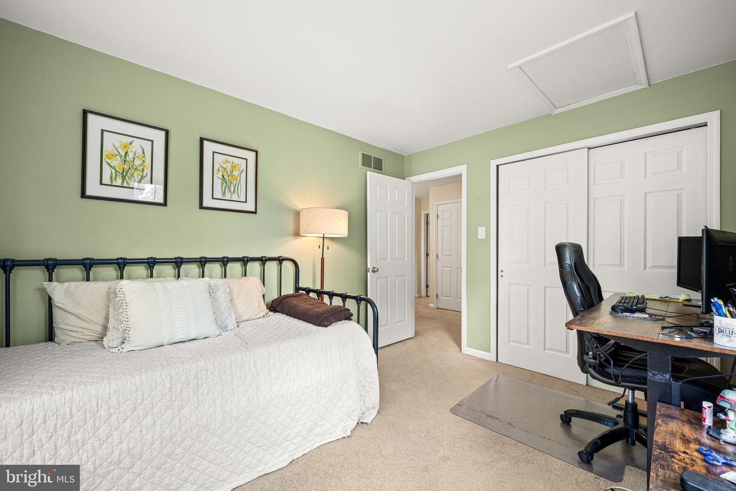 822 Brettingham Court #909 photo 25