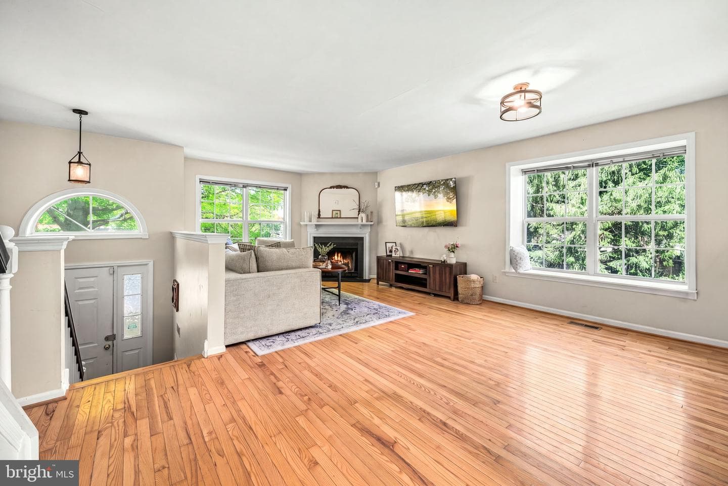 822 Brettingham Court #909 photo 4