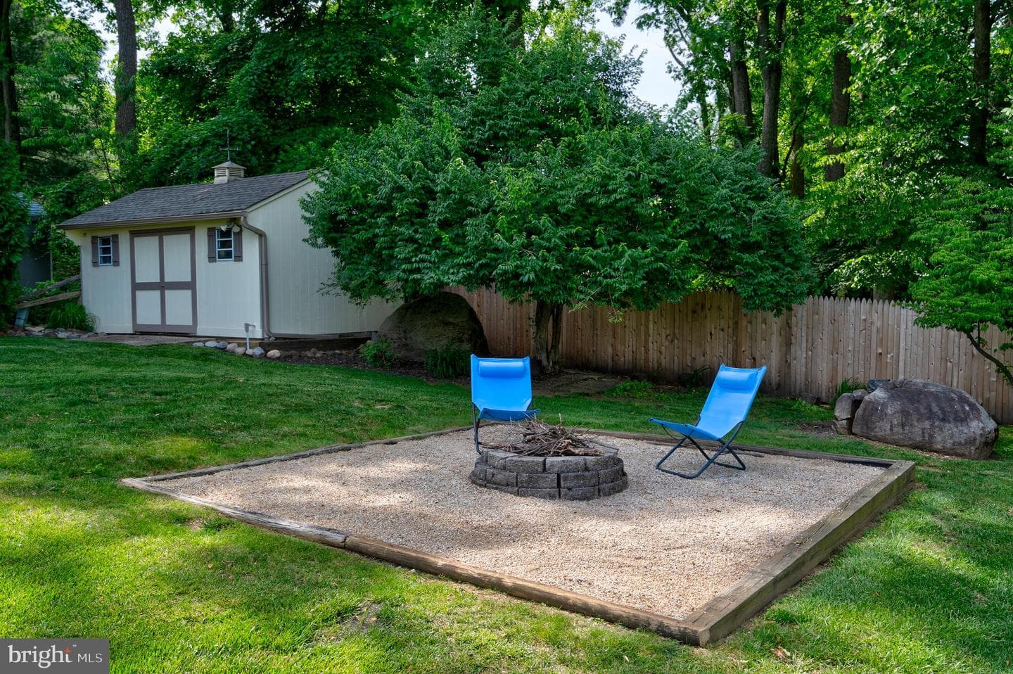 1109 Edward Lane photo 13