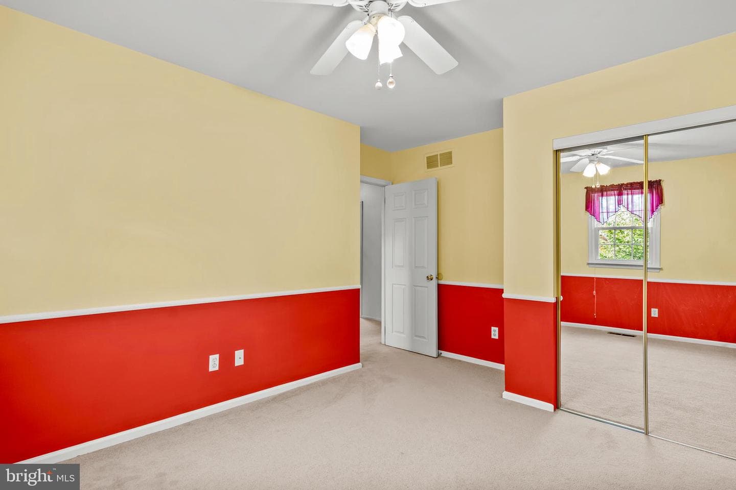 1109 Edward Lane photo 37