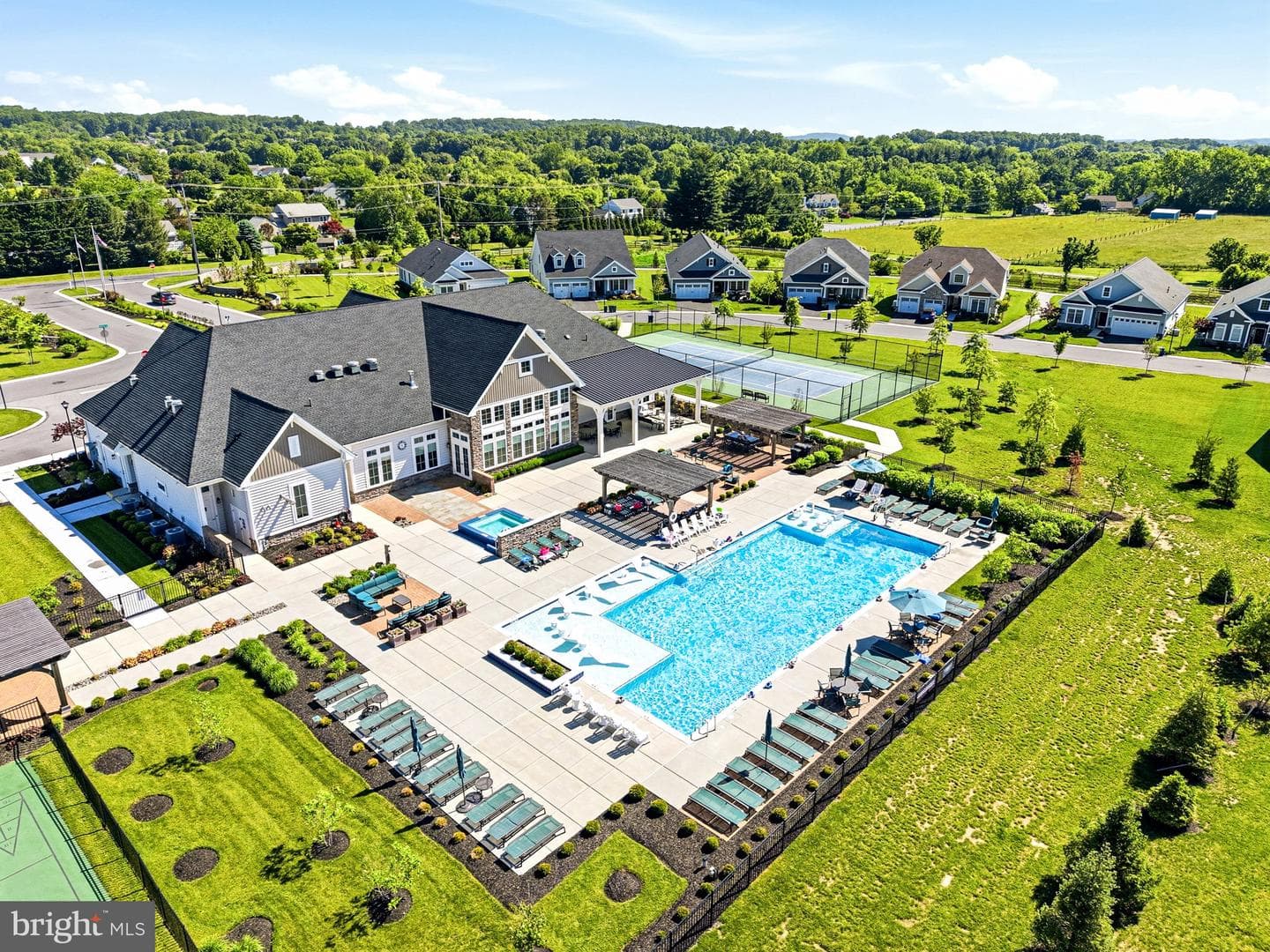 373 National Drive photo 38