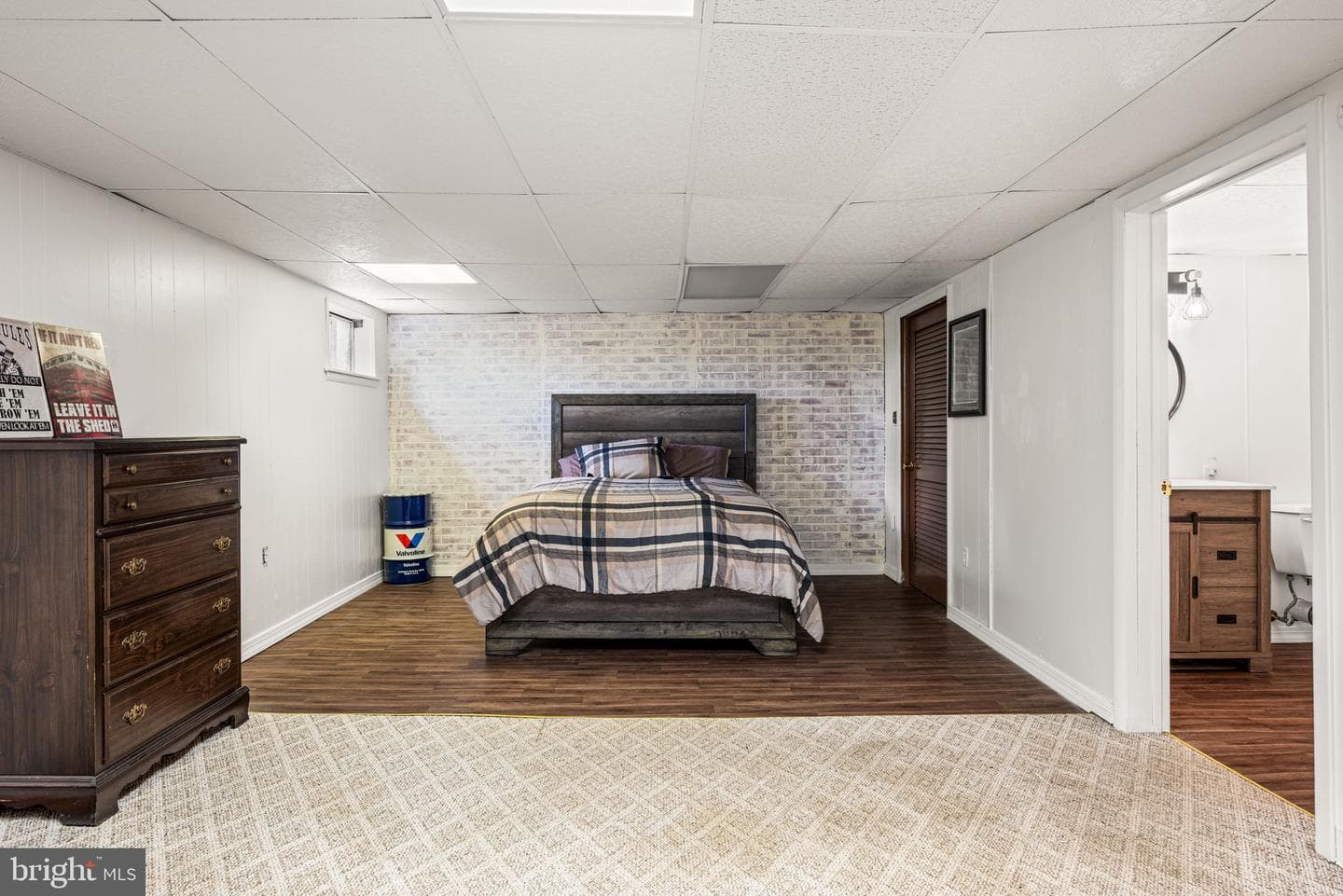 1068 Ebelhare Road photo 18