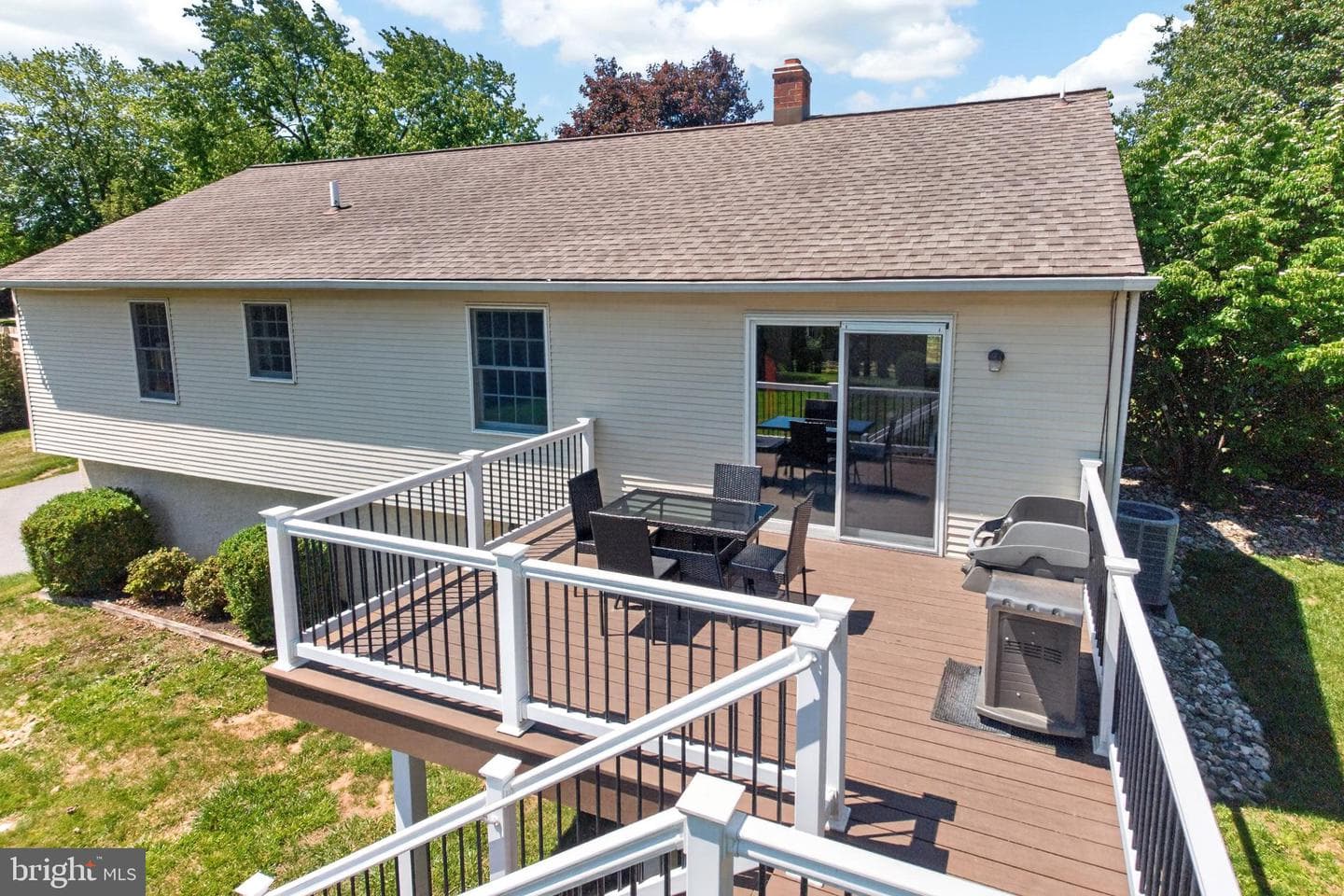 21 Berkley Drive photo 32