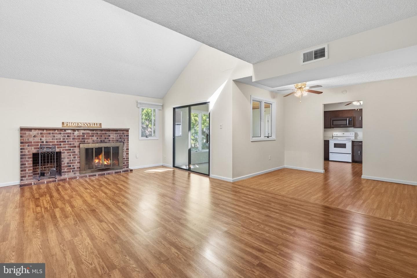 142 Harvest Lane #214 photo 5