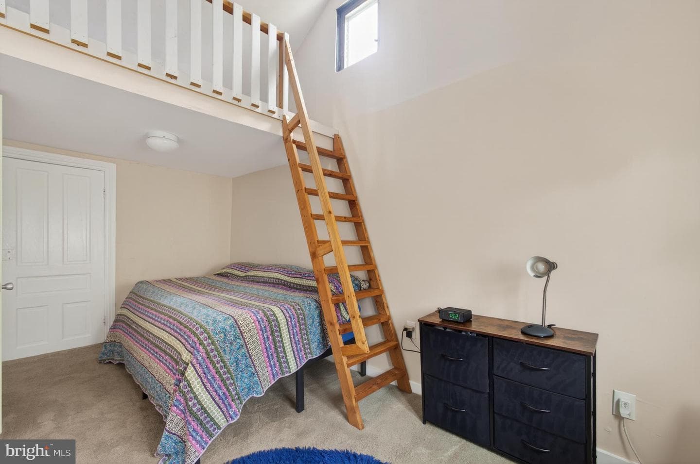 43 Oak Street photo 13