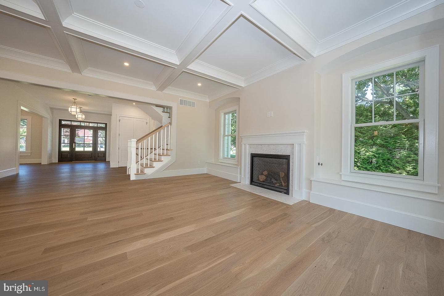 2074 Fox Creek Road photo 10