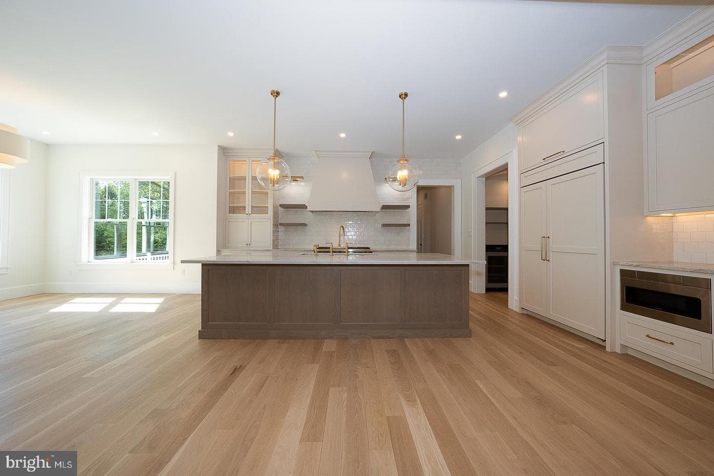 2074 Fox Creek Road photo 14