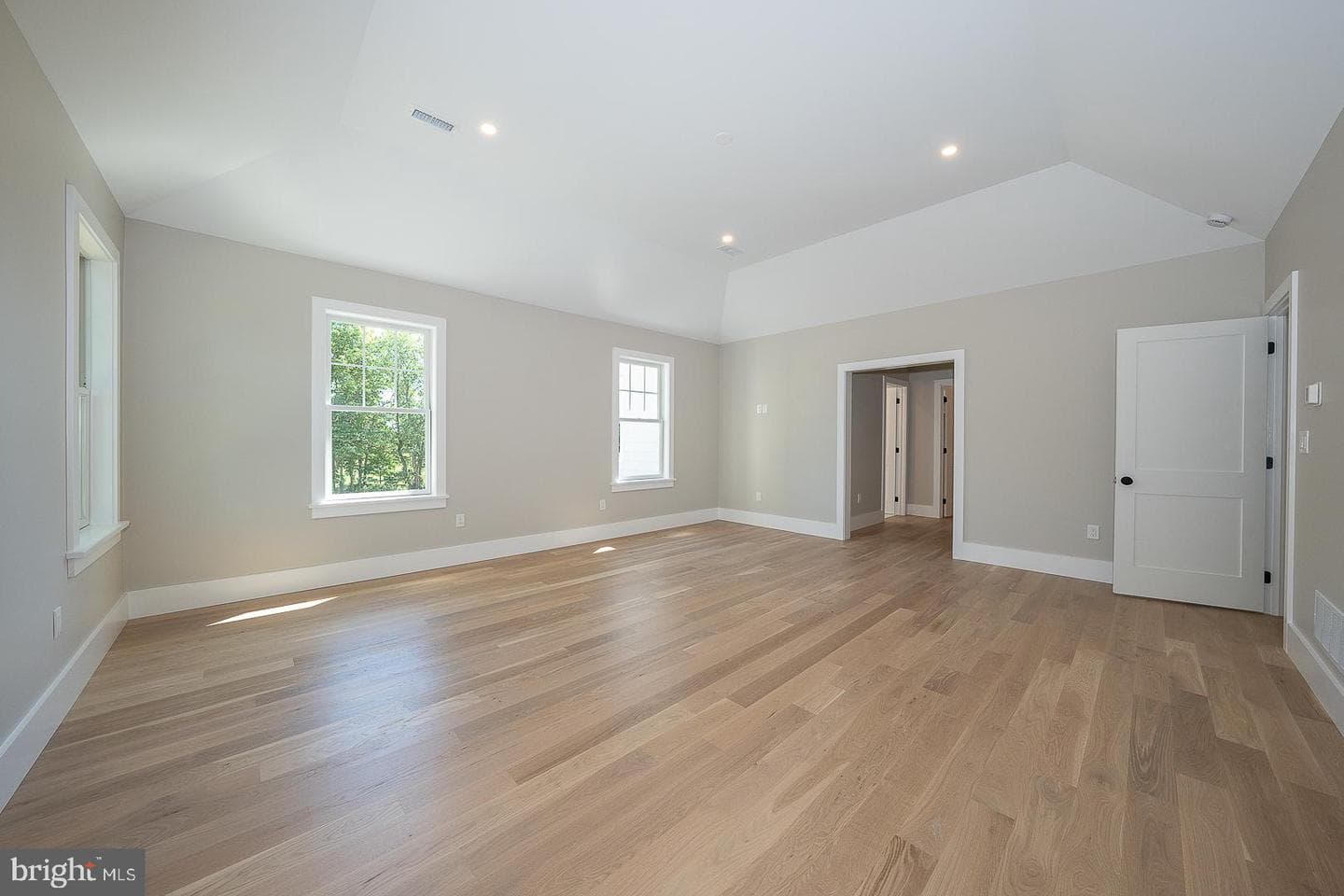 2074 Fox Creek Road photo 48