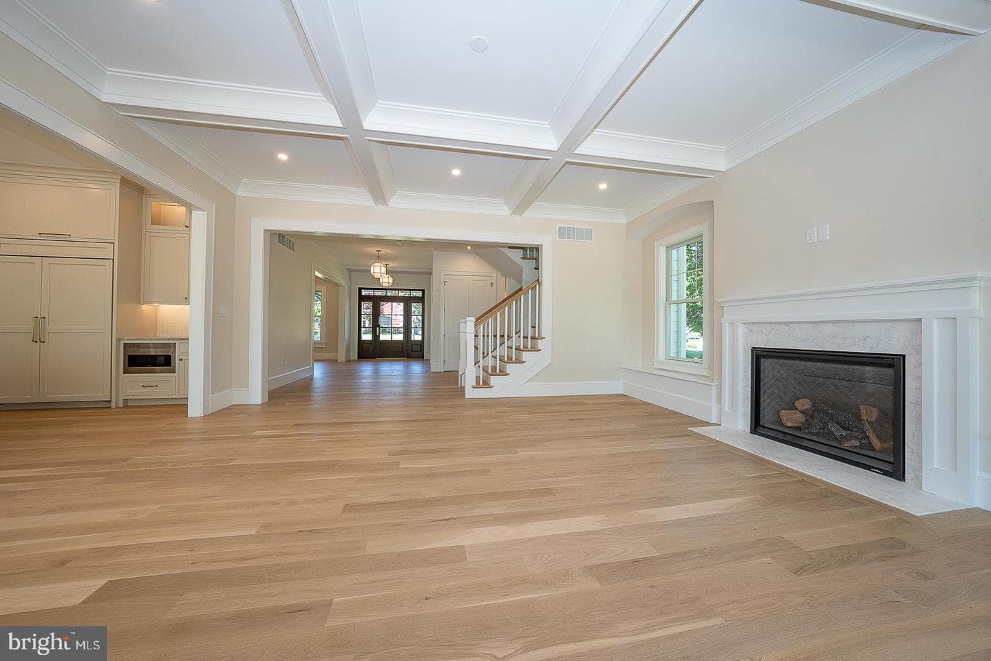 2074 Fox Creek Road photo 9