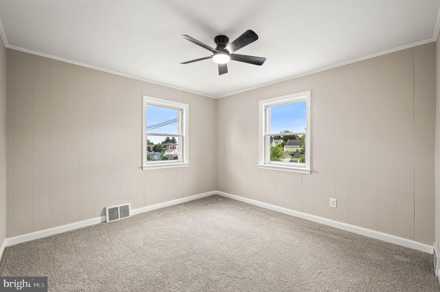 1024 W Bridge Street photo 19