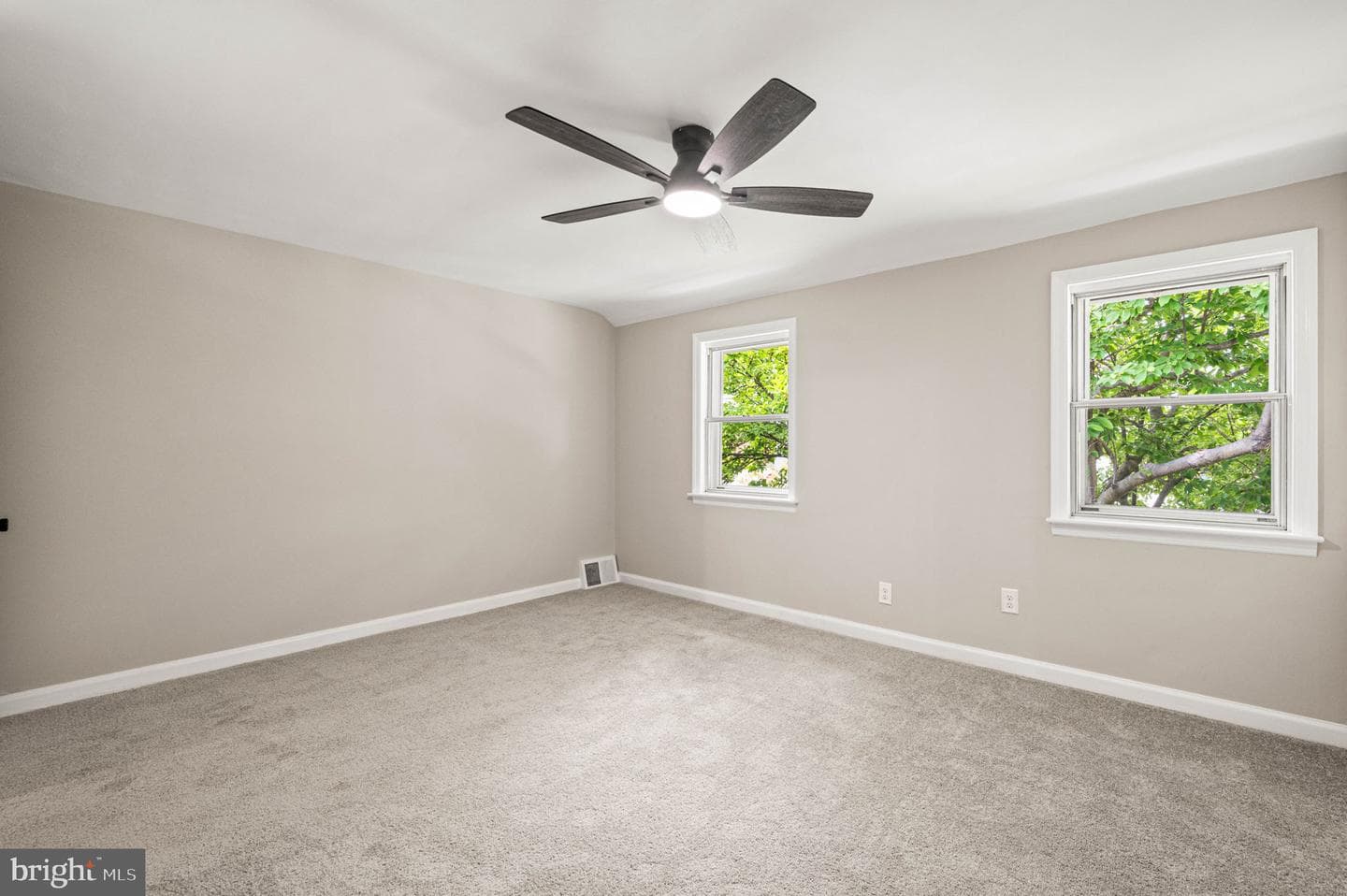 1024 W Bridge Street photo 24