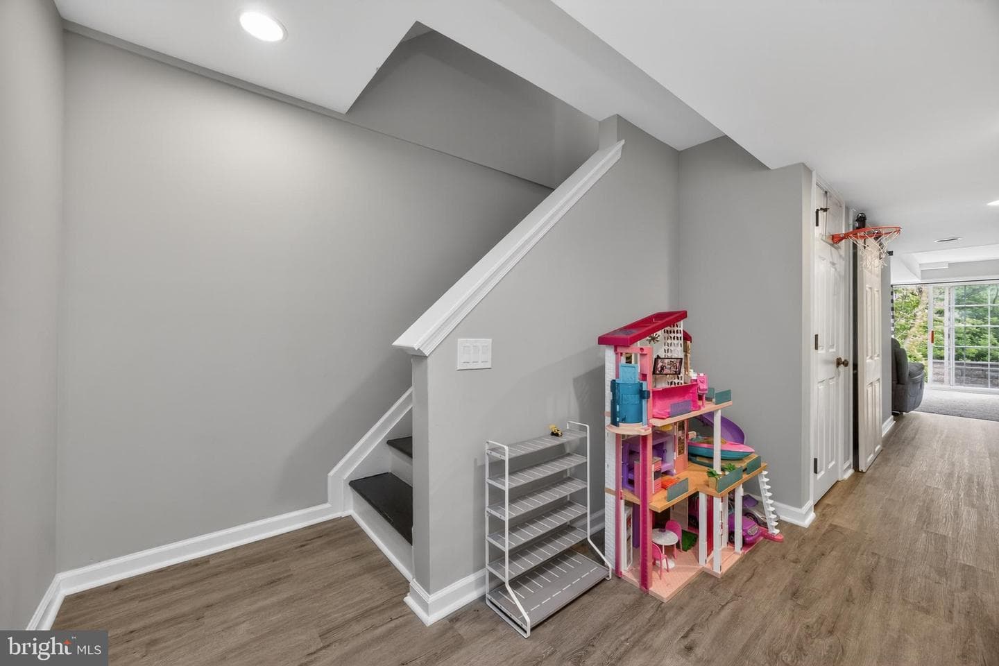 509 Larkins Bridge Drive photo 35