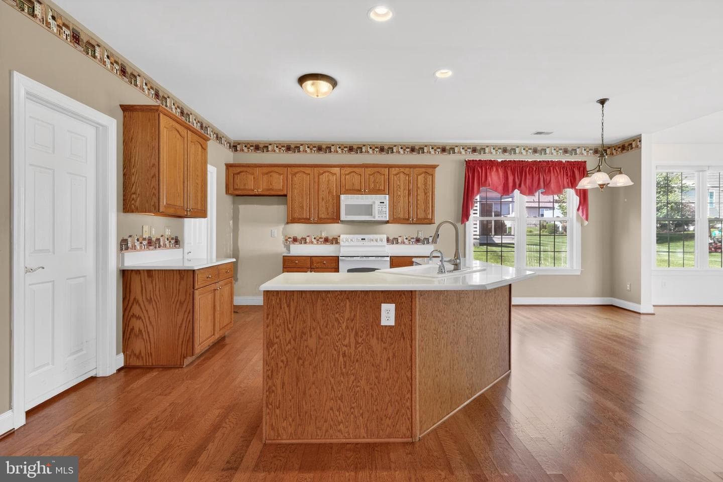 307 Sawgrass Court photo 6