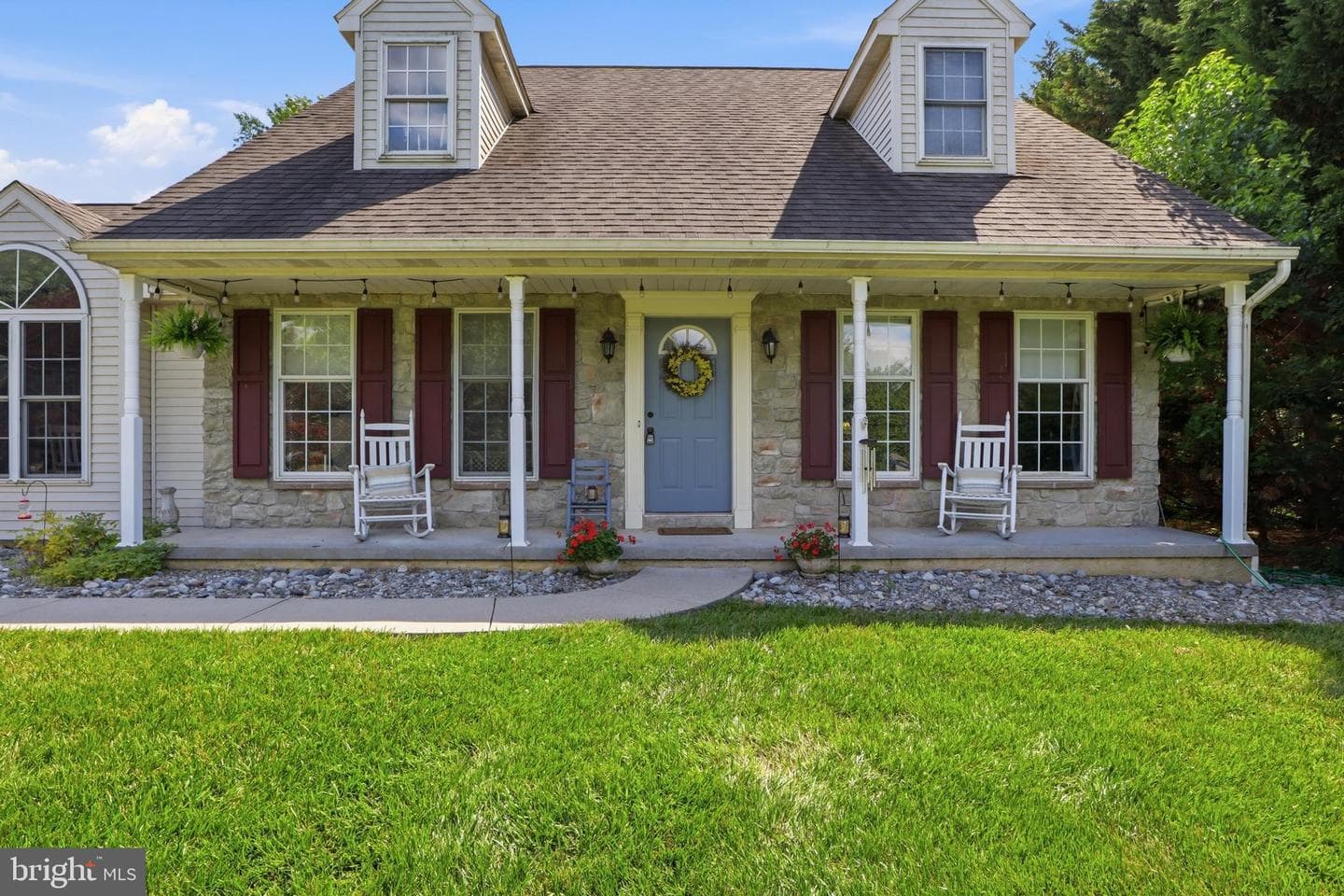 110 Pickering Lane photo 3