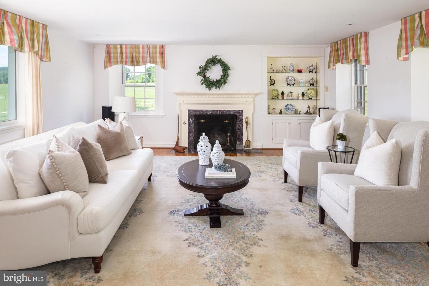 137 Davis Road photo 16
