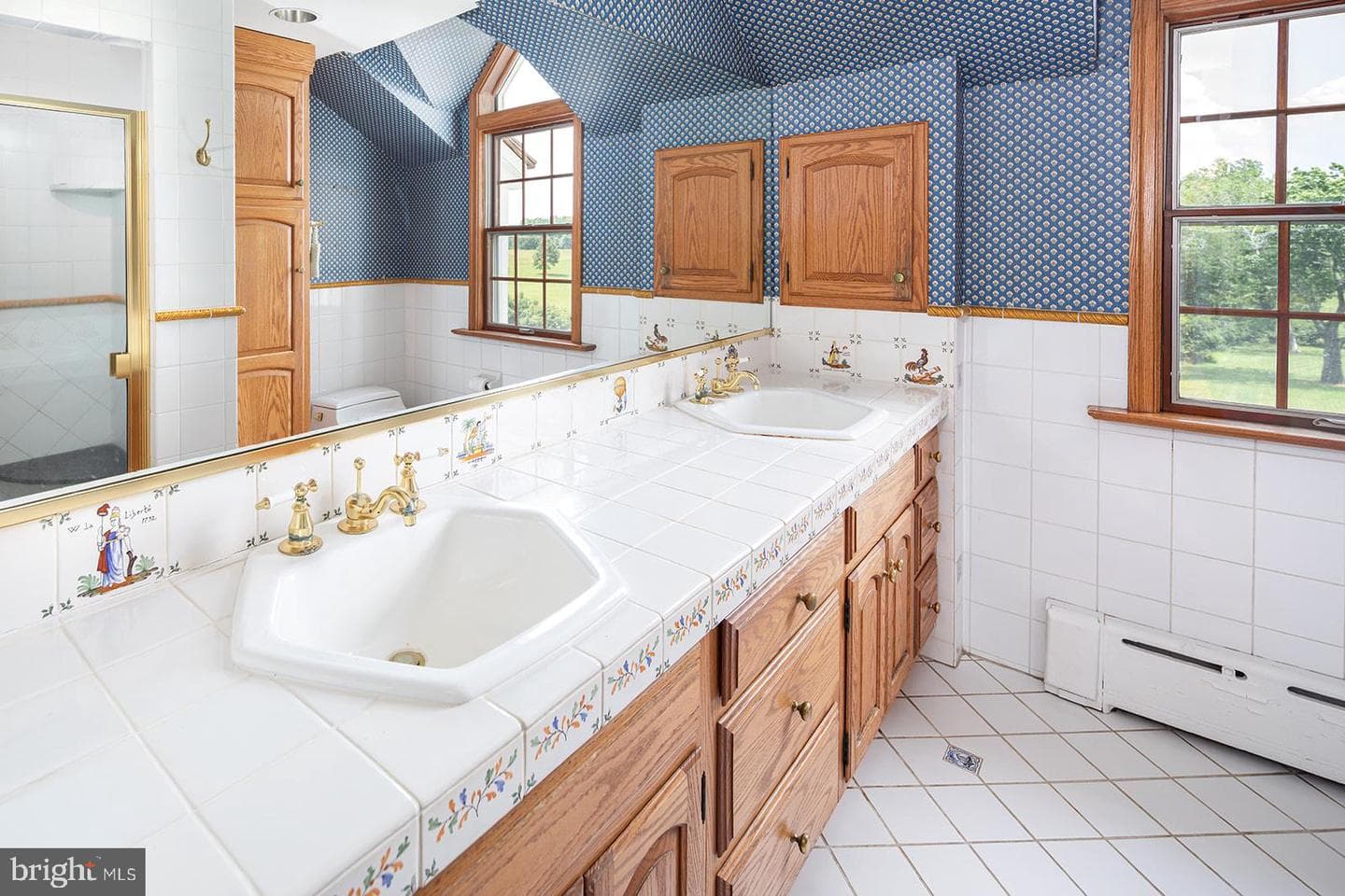 137 Davis Road photo 33