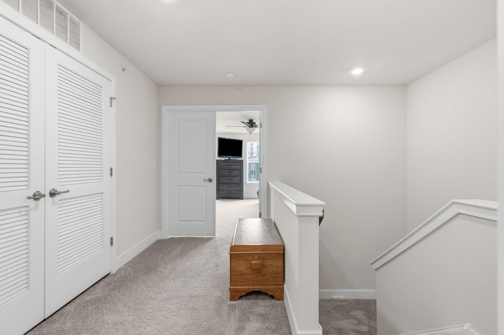 339 Foundry Street photo 25