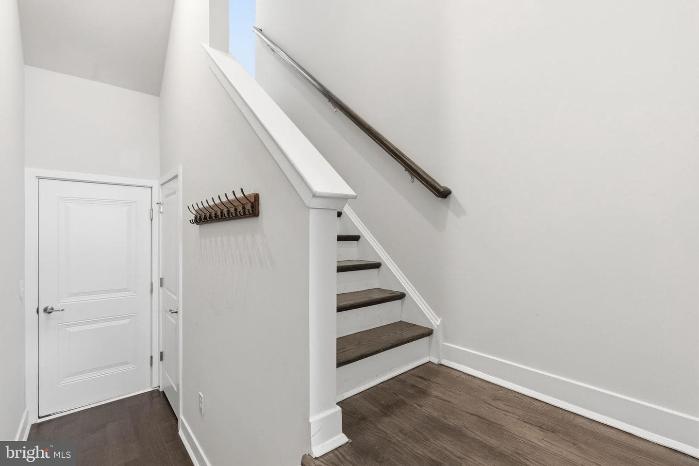 339 Foundry Street photo 5