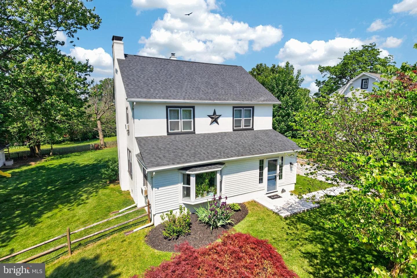 11 Morris Lane