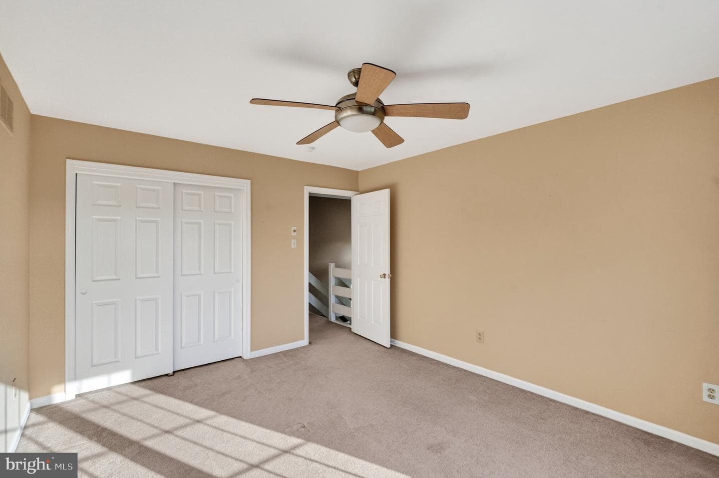 113 Whistling Swan Lane photo 28