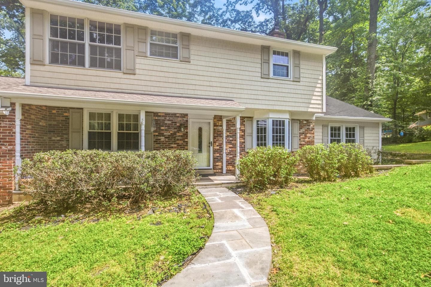 1023 Millstream Drive photo 3