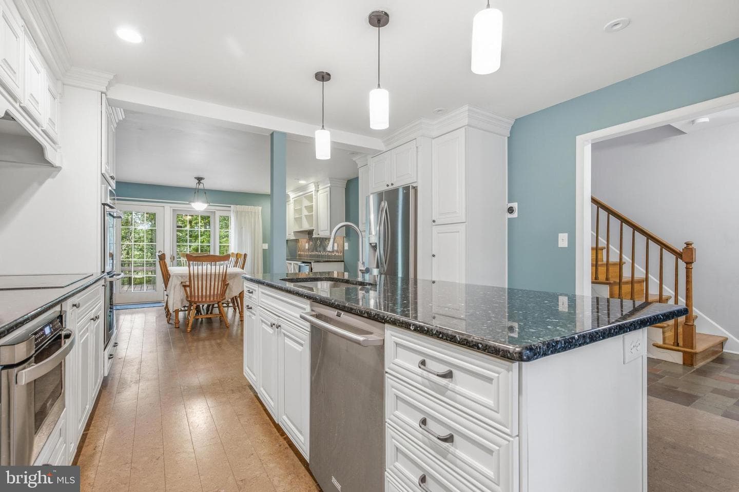 1023 Millstream Drive photo 6