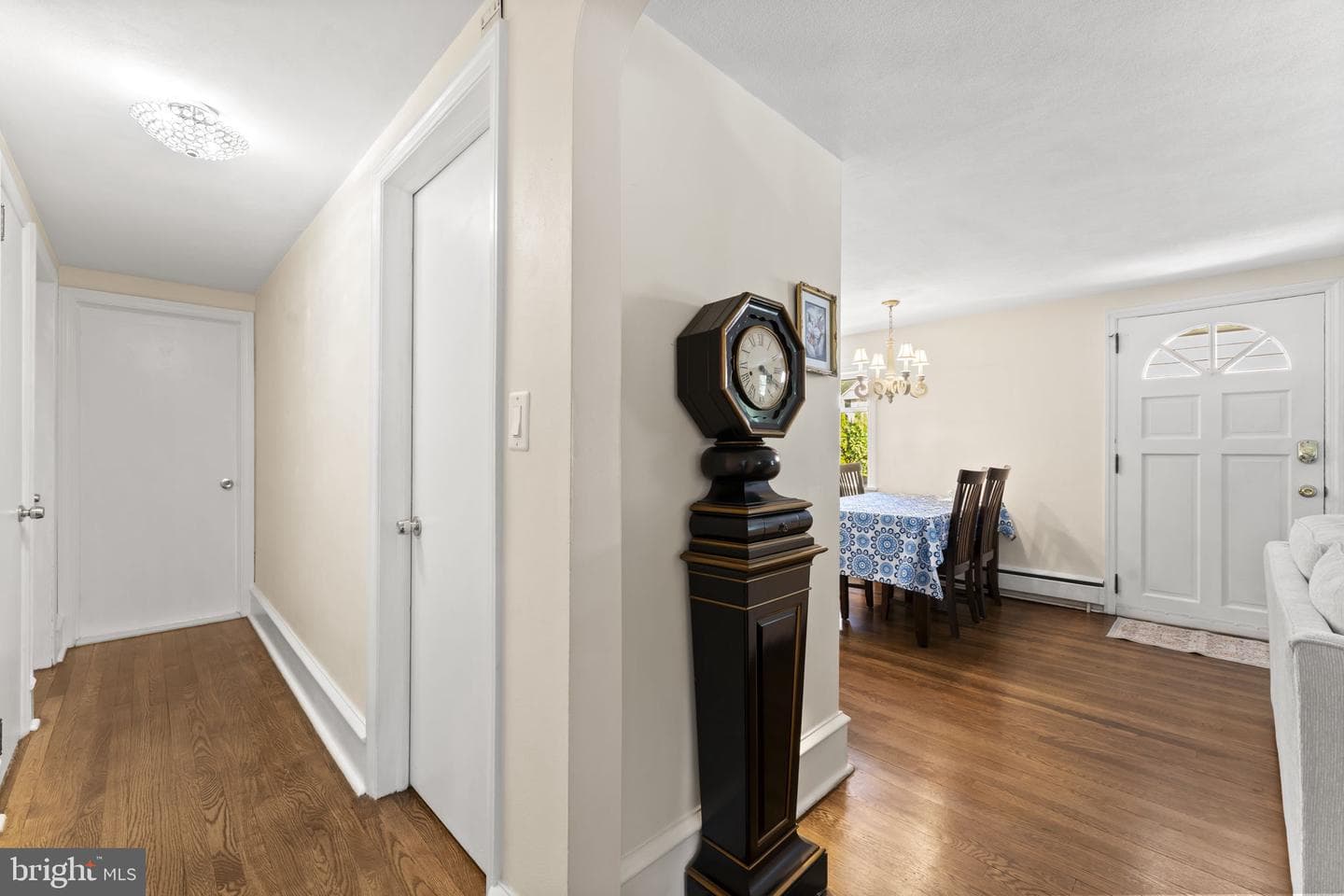 552 Woodside Avenue photo 13