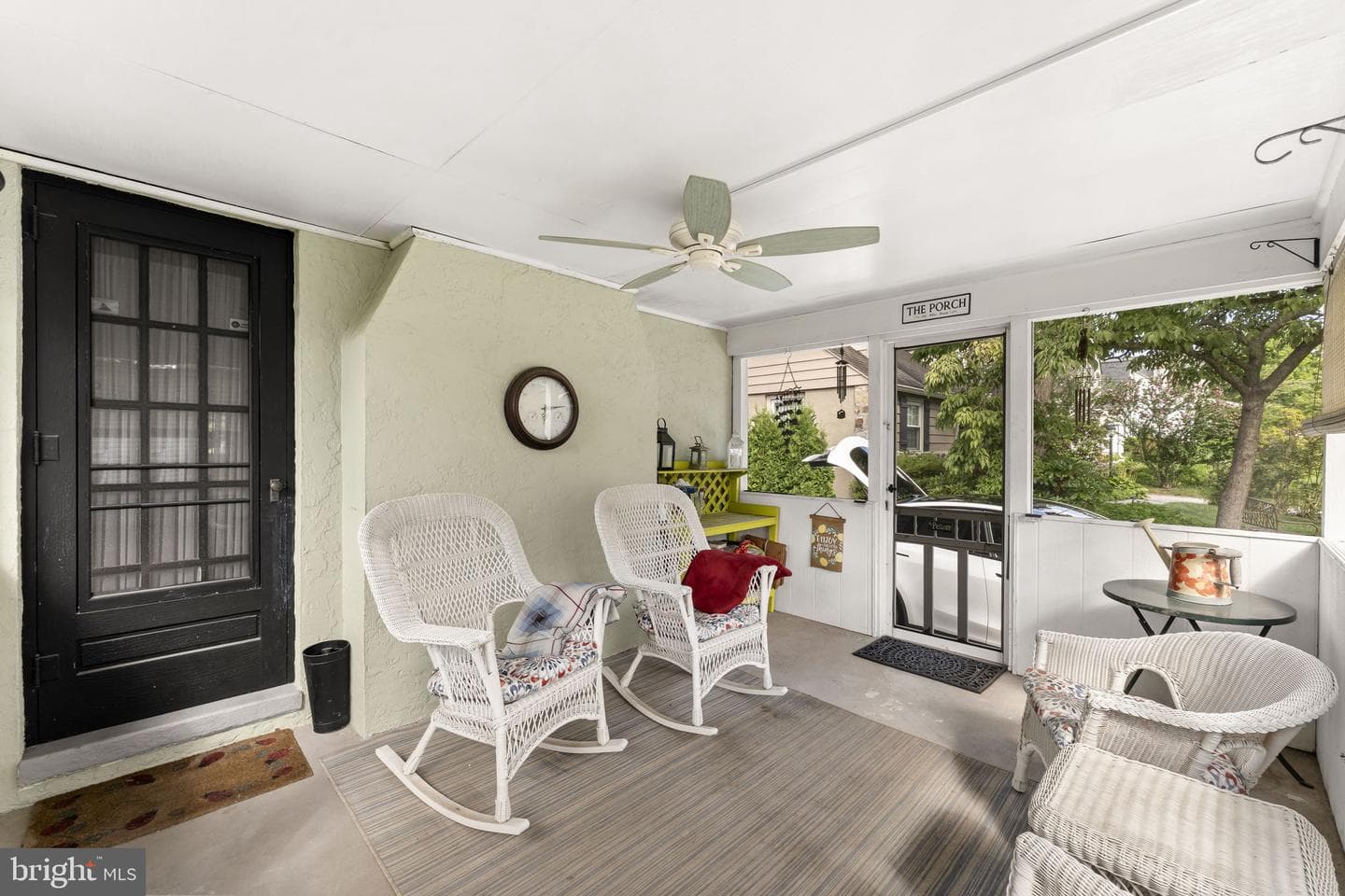 552 Woodside Avenue photo 29