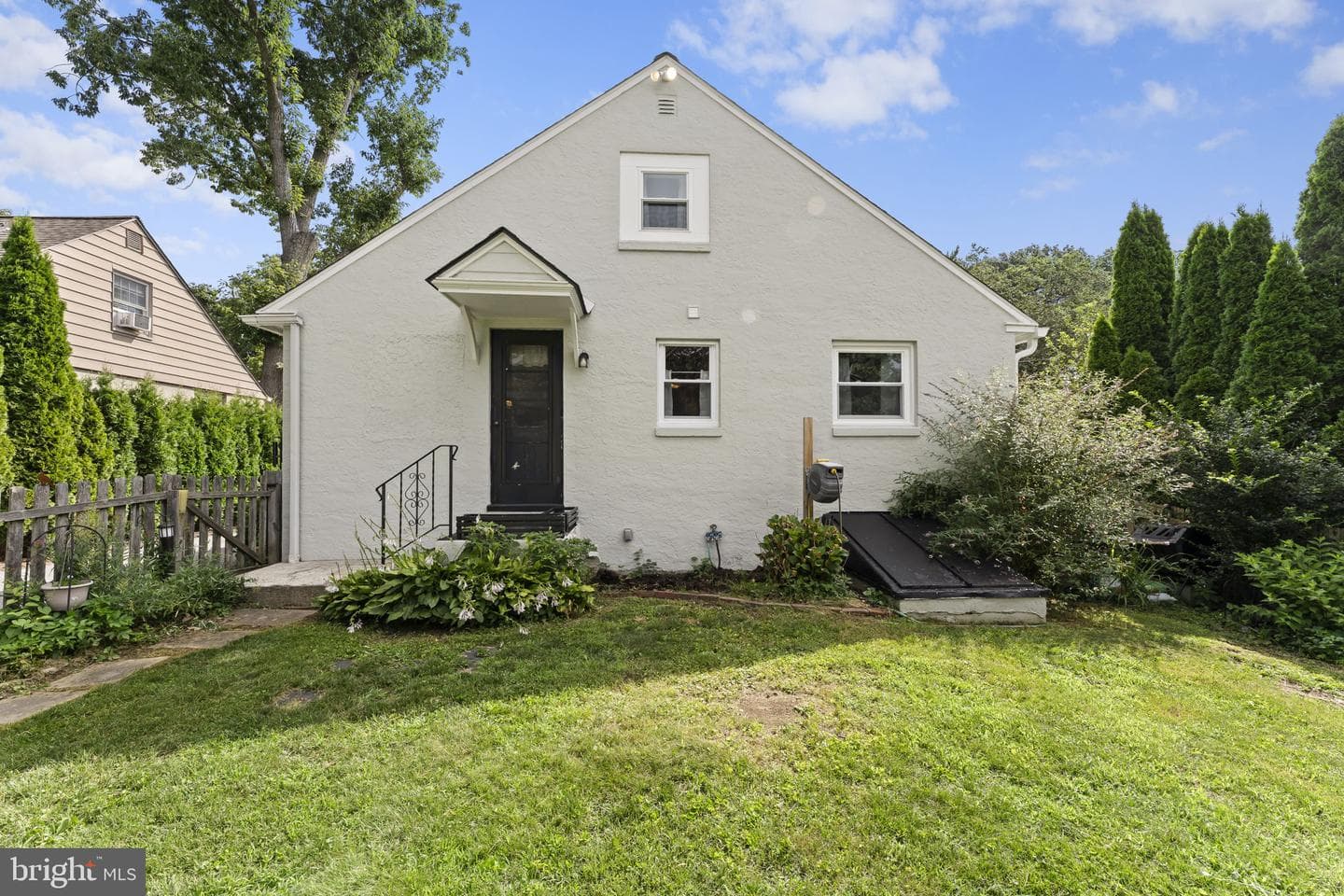 552 Woodside Avenue photo 34