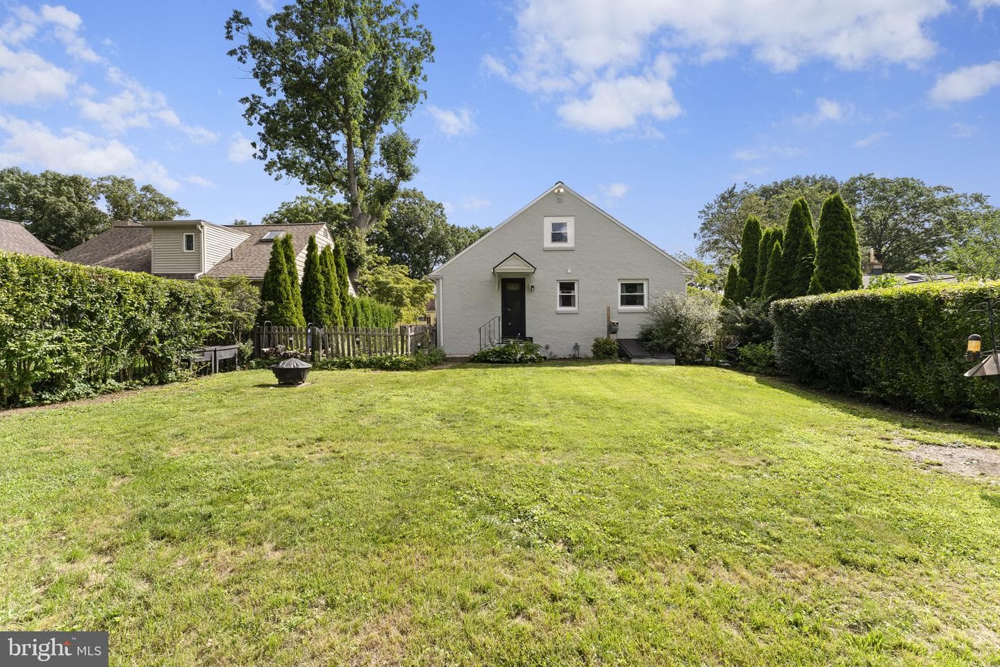 552 Woodside Avenue photo 35