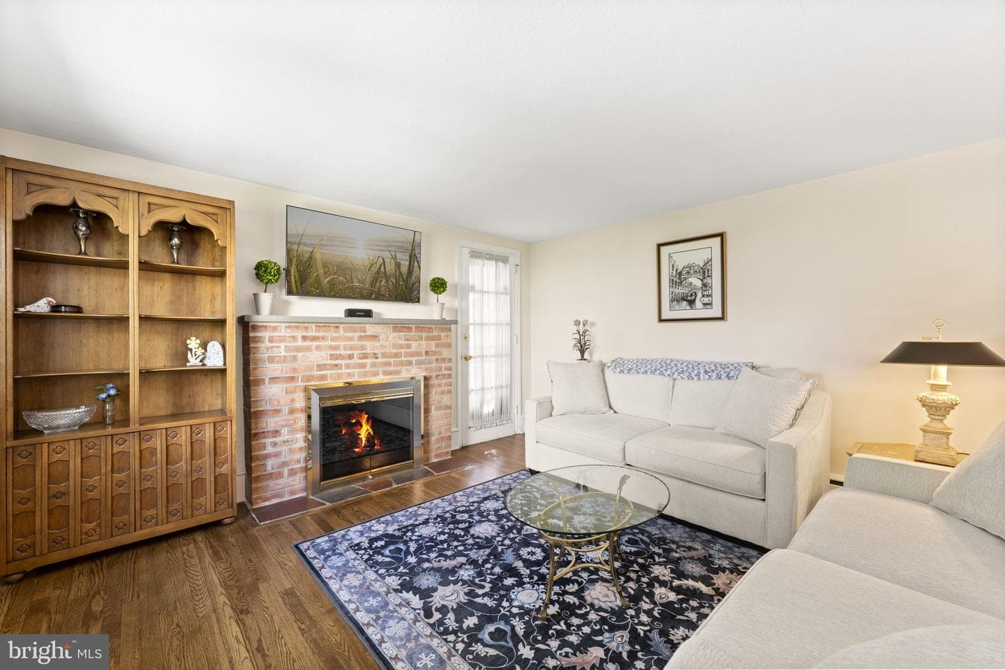 552 Woodside Avenue photo 4