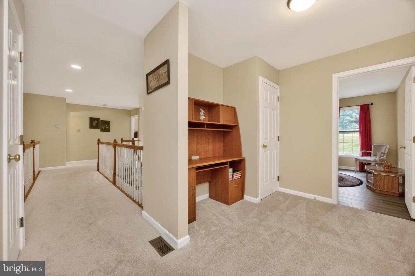904 Victoria Court photo 44