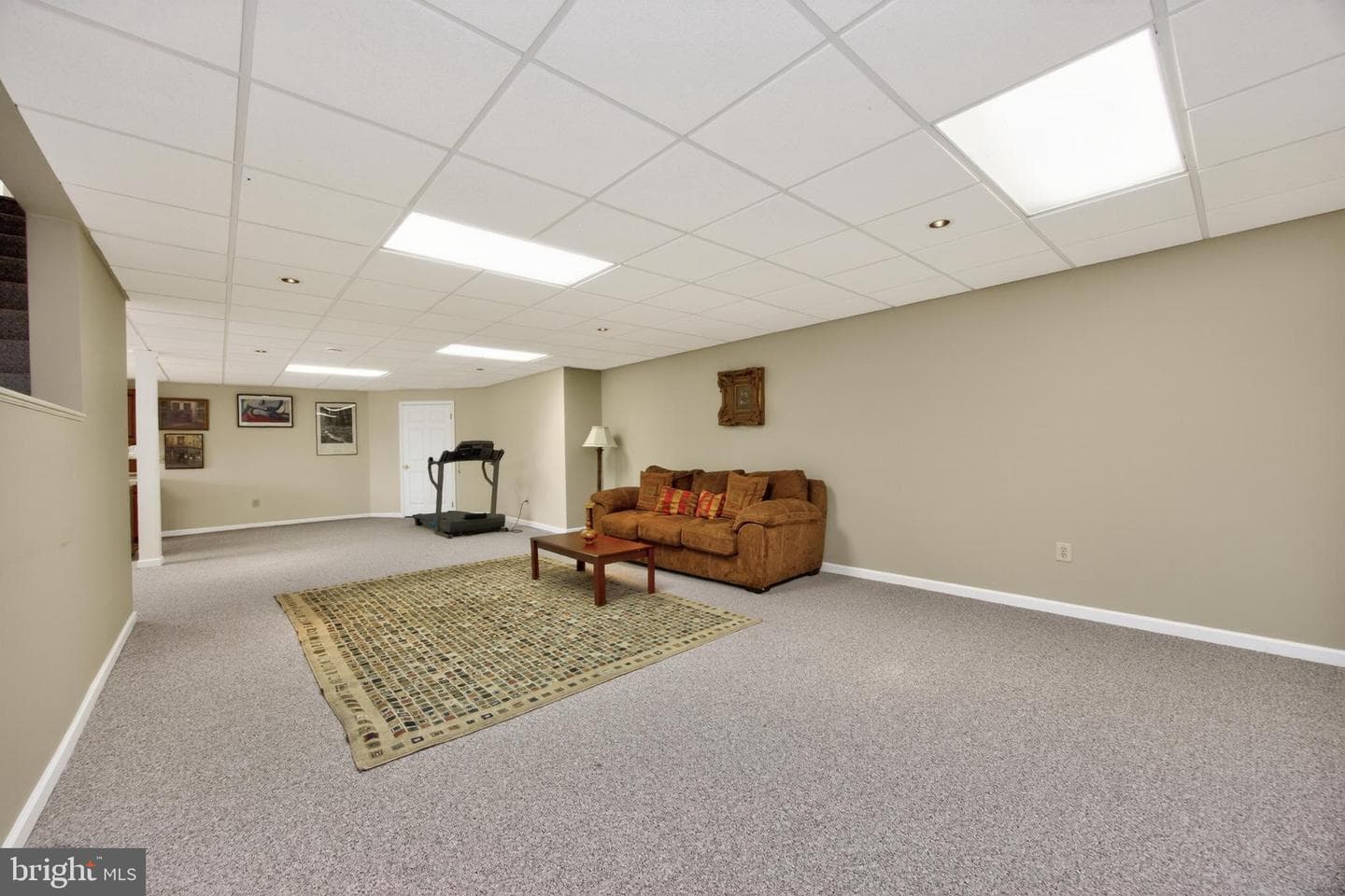 904 Victoria Court photo 53