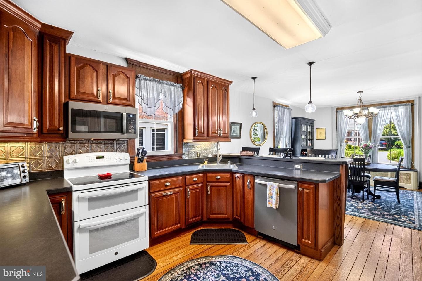 334 Washington Avenue photo 14