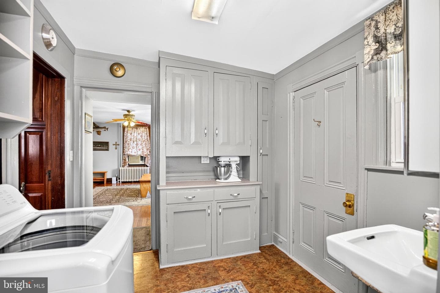 334 Washington Avenue photo 18
